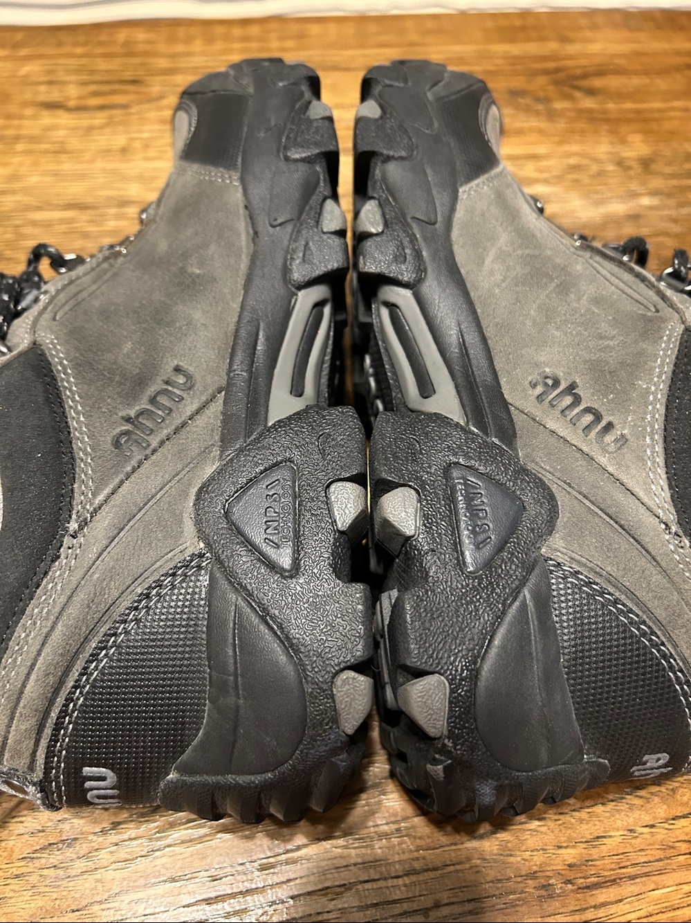 Ahnu Hiking Boots size 10 - Picture 4 of 7